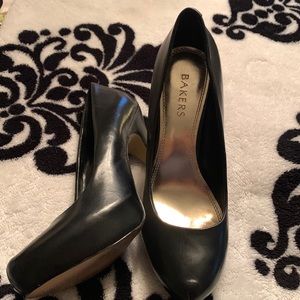 Cute pumps, vintage inspired!!